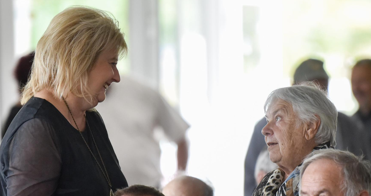 Kelei Zita üzent a tiszásoknak: Hagyják békén a nyugdíjasok megélhetését! 