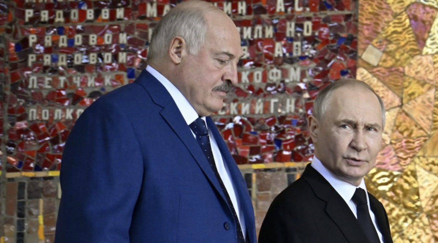 Fehérorosz elnök: Decemberben hadrendbe állítják az orosz rakétarendszert Fehéroroszországban