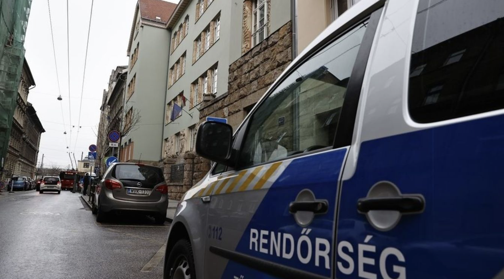 Razziát tartott a rendőrség egy belvárosi luxusklubban