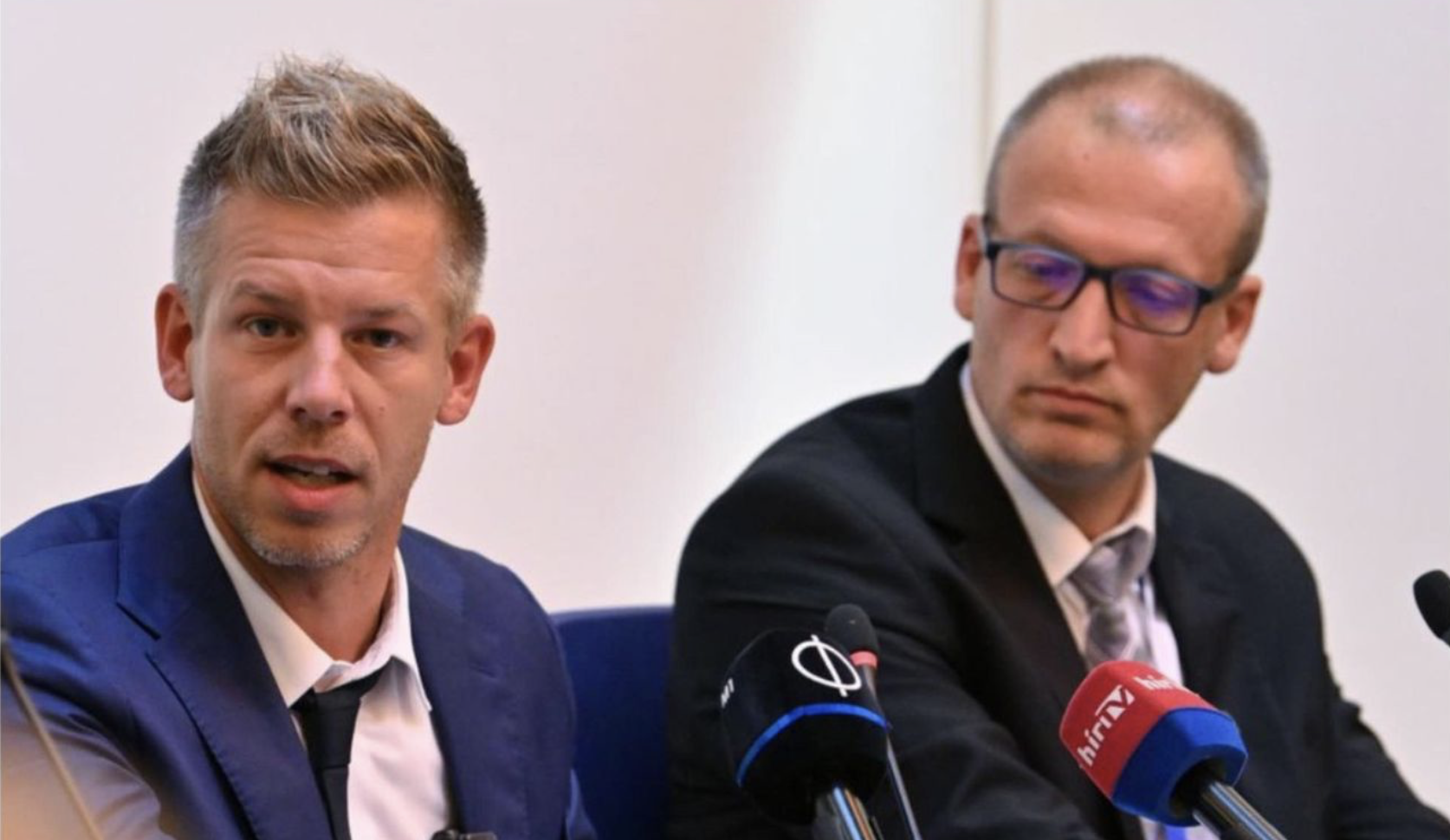 Miután letiltották a nyilvános szereplésekről, Tarr Zoltán a Facebookon gyalázza a vidéket