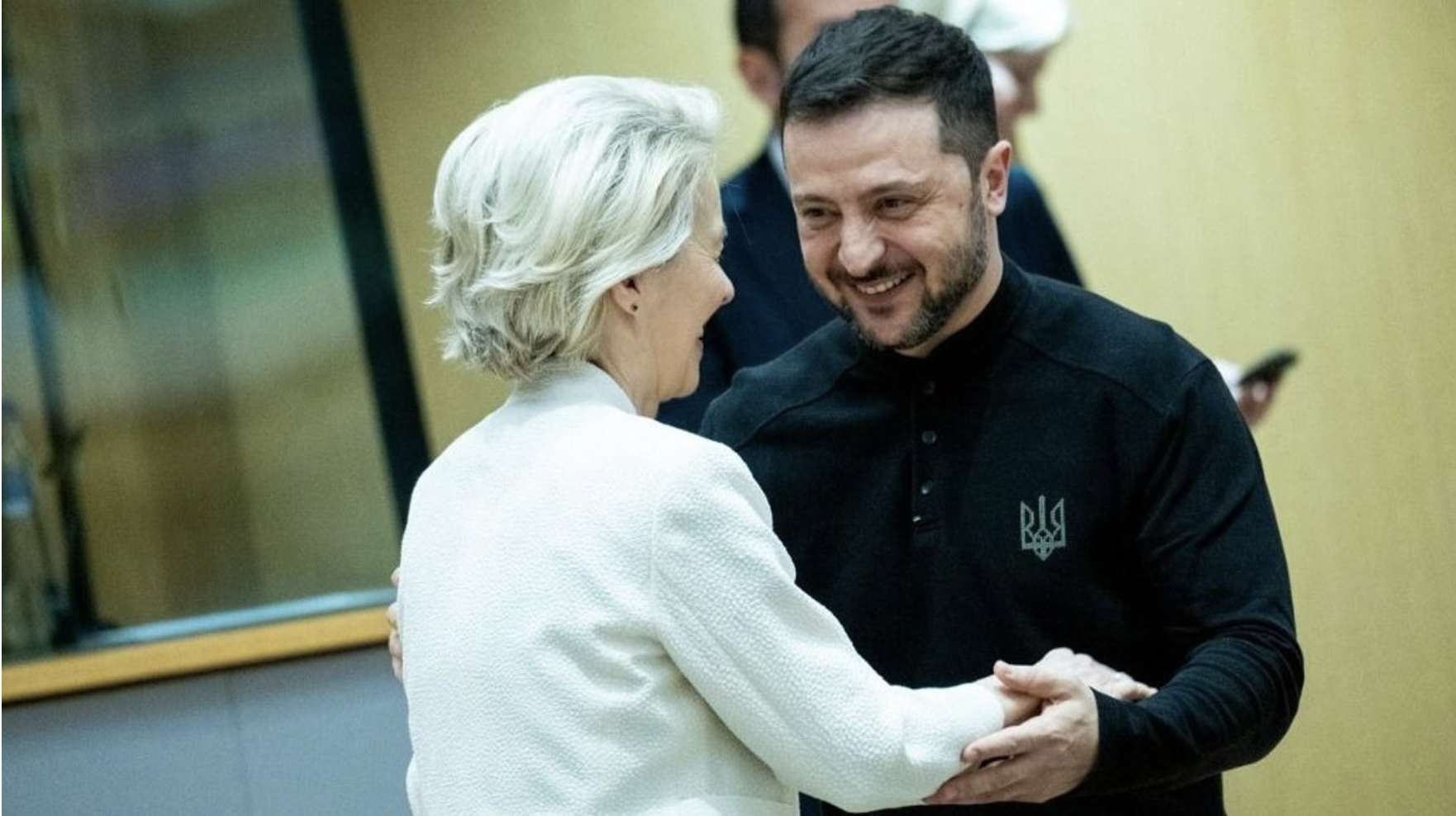 Új közvélemény-kutatás: Von der Leyen és Zelenszkij népszerűsége mélyponton