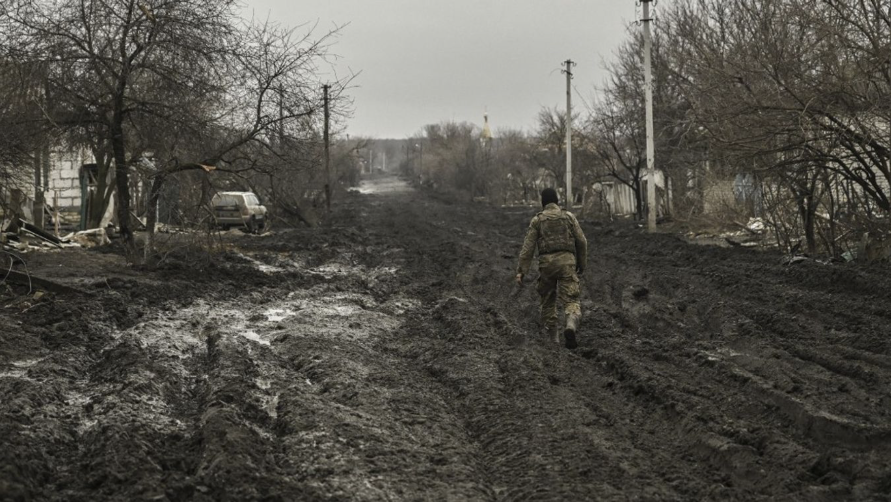 Csökkenhet az ukrán hadsereg létszáma a háború lezárása után
