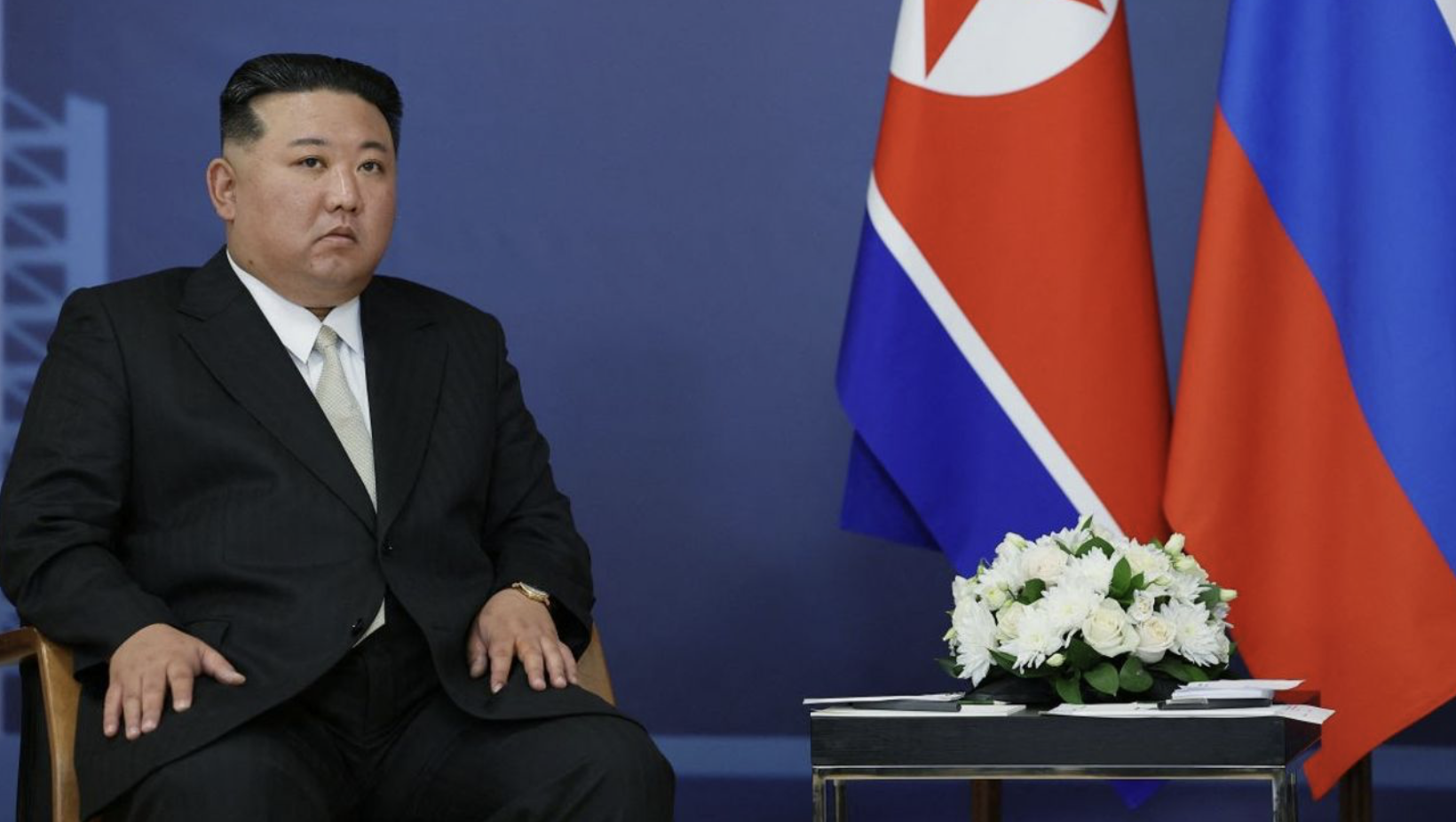 Észak-Korea újabb rakétatesztet hajtott végre, Kim Dzsongun személyesen felügyelte az indítást