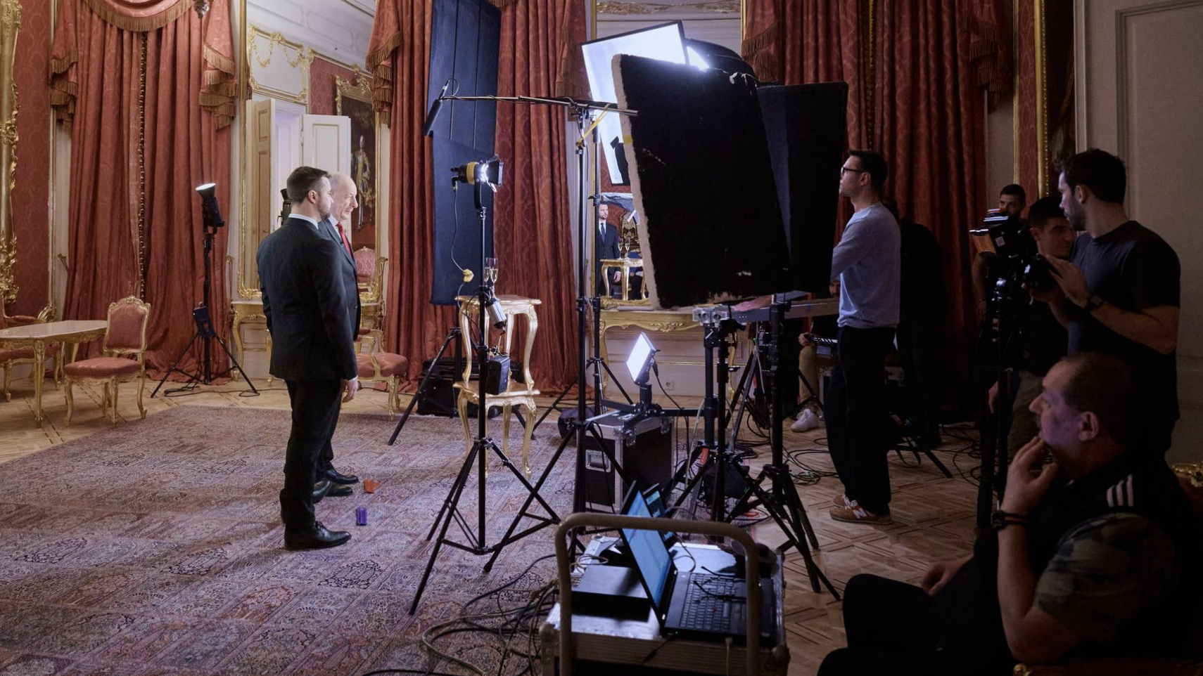 Sulyok Tamás és Kapu Tibor közösen köszönti az új esztendőt a közmédiában