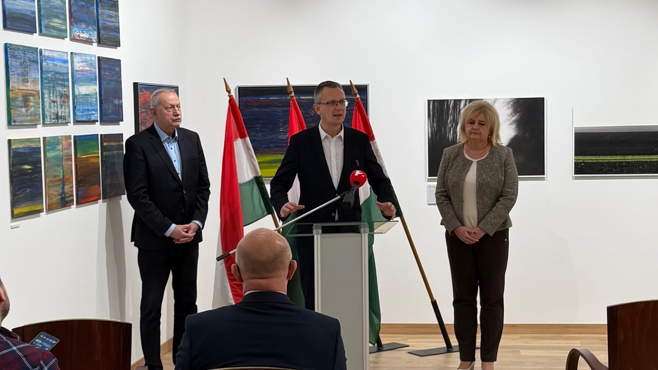 Háborúellenes országjárást tartott a Fidesz Nagyatádon